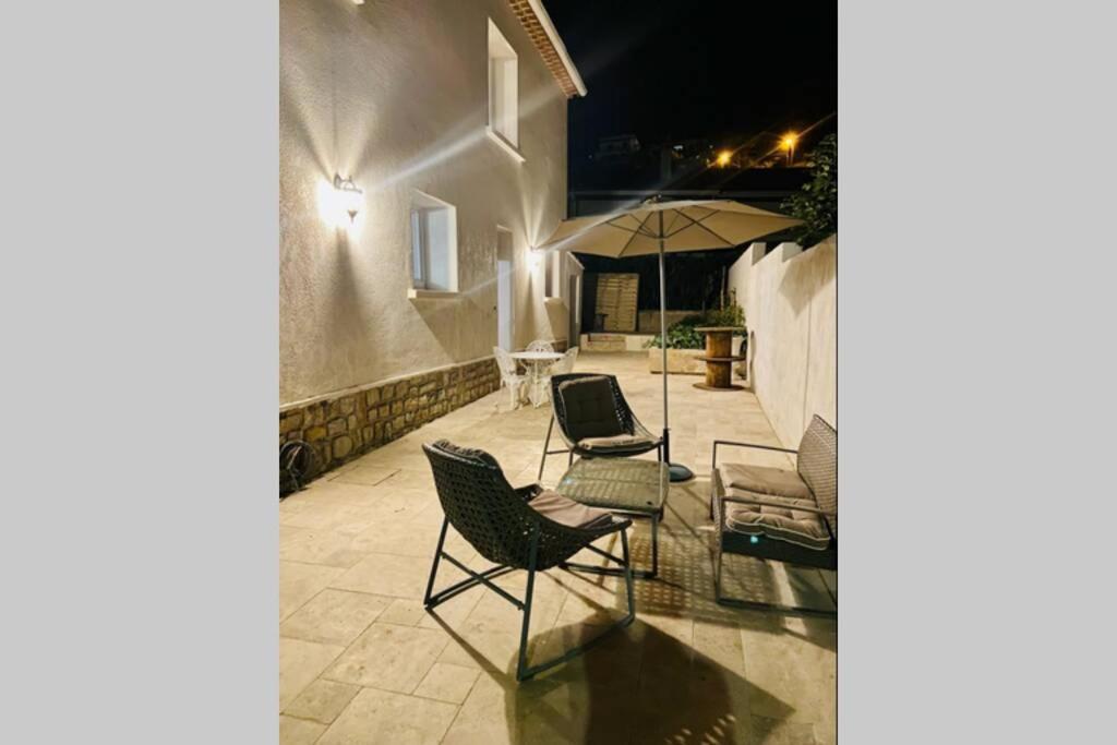 Apartament Almanarre2 Hyères Zewnętrze zdjęcie